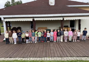 Jabłuszka na scenie czekają na występy